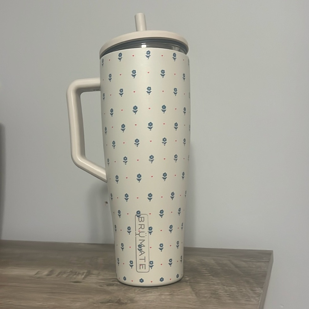 Brumate tumbler